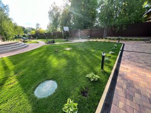 Люк под брусчатку Брус Ли AISI 304 Люк под брусчатку Брус Ли AISI 304