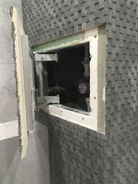 Люк под плитку Нажимной Секрет-Лайт 2 створки 1200*550 Люк под плитку Нажимной Секрет-Лайт 2 створки 1200*550